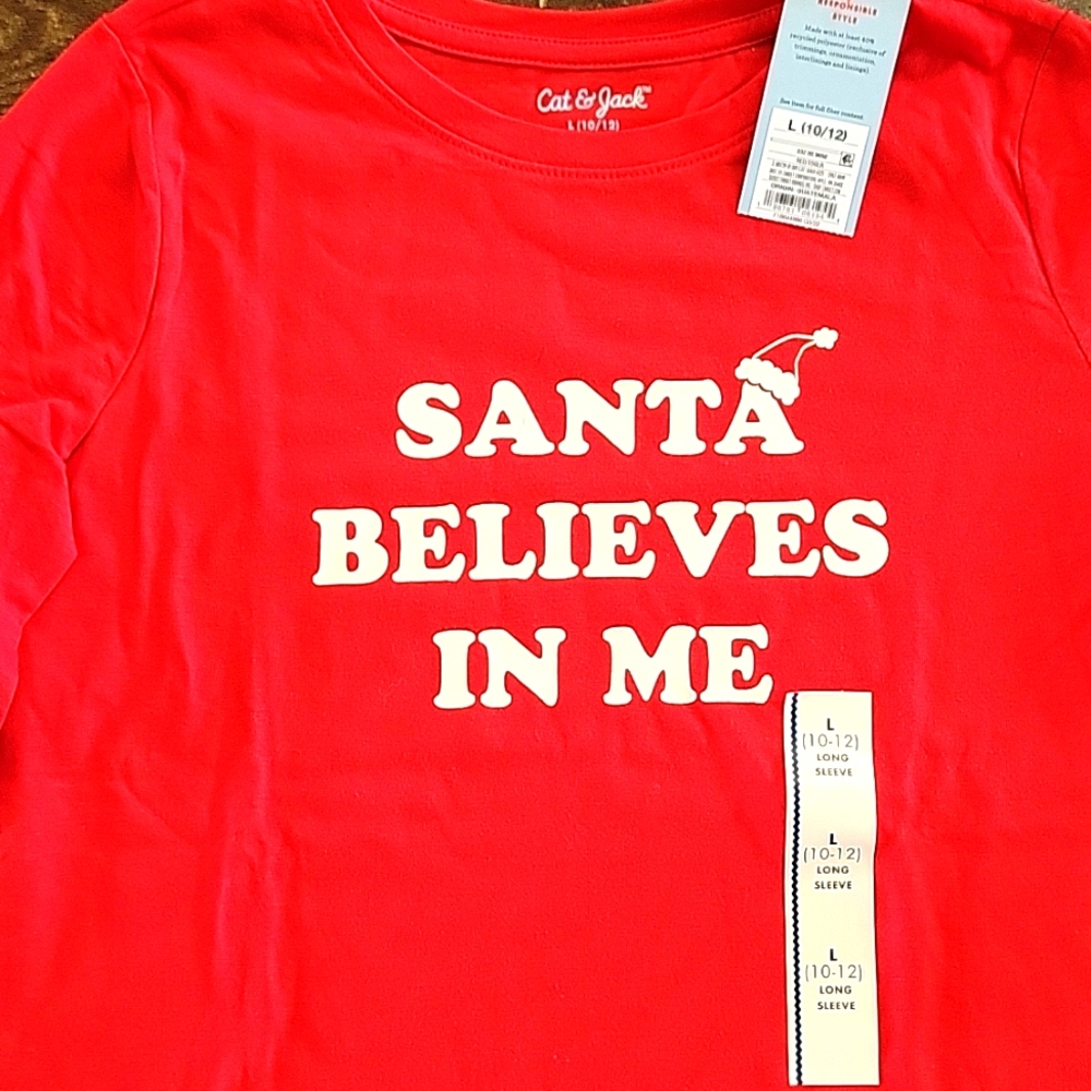 Red long sleeve ,Santa believes in me.